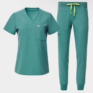 Figs Scrub Set in Cactus